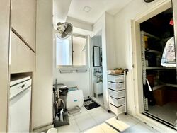 The Esparis (D18), Condominium #622625521